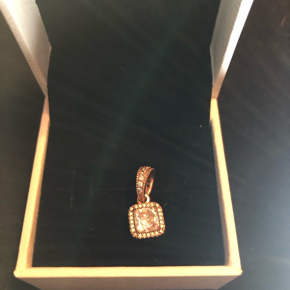 Pandora rose gold pendant
